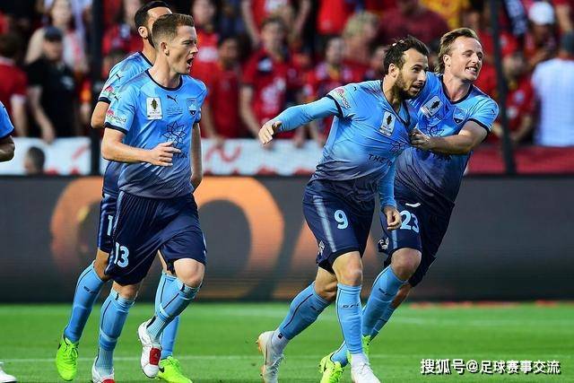 法网-神剧情！萨巴伦卡连丢10局+决胜盘吞蛋无缘四强